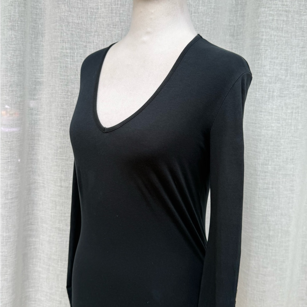 Burberry London black long sleeve v neck top - Picture 4 of 11
